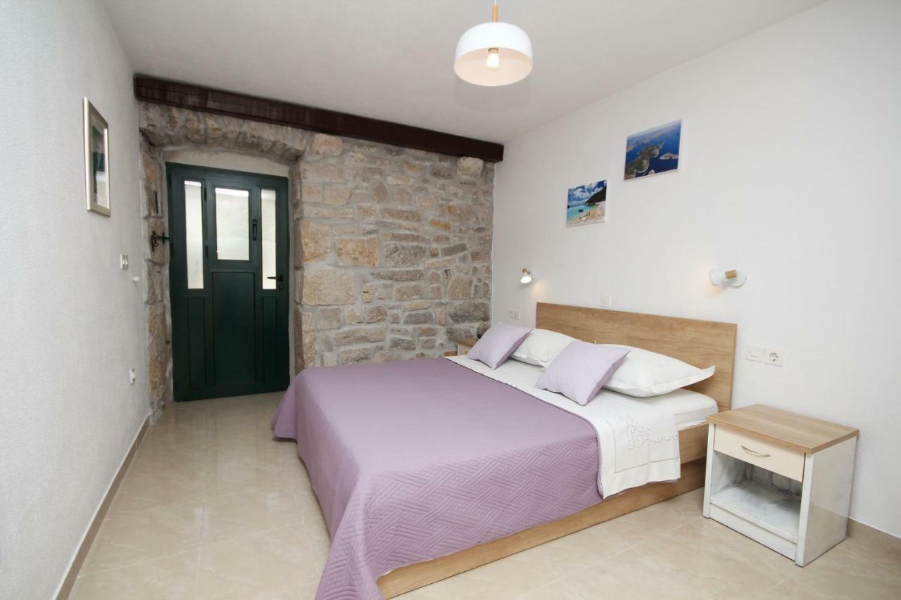 Apartmani Dalmacija Brela Exterior photo