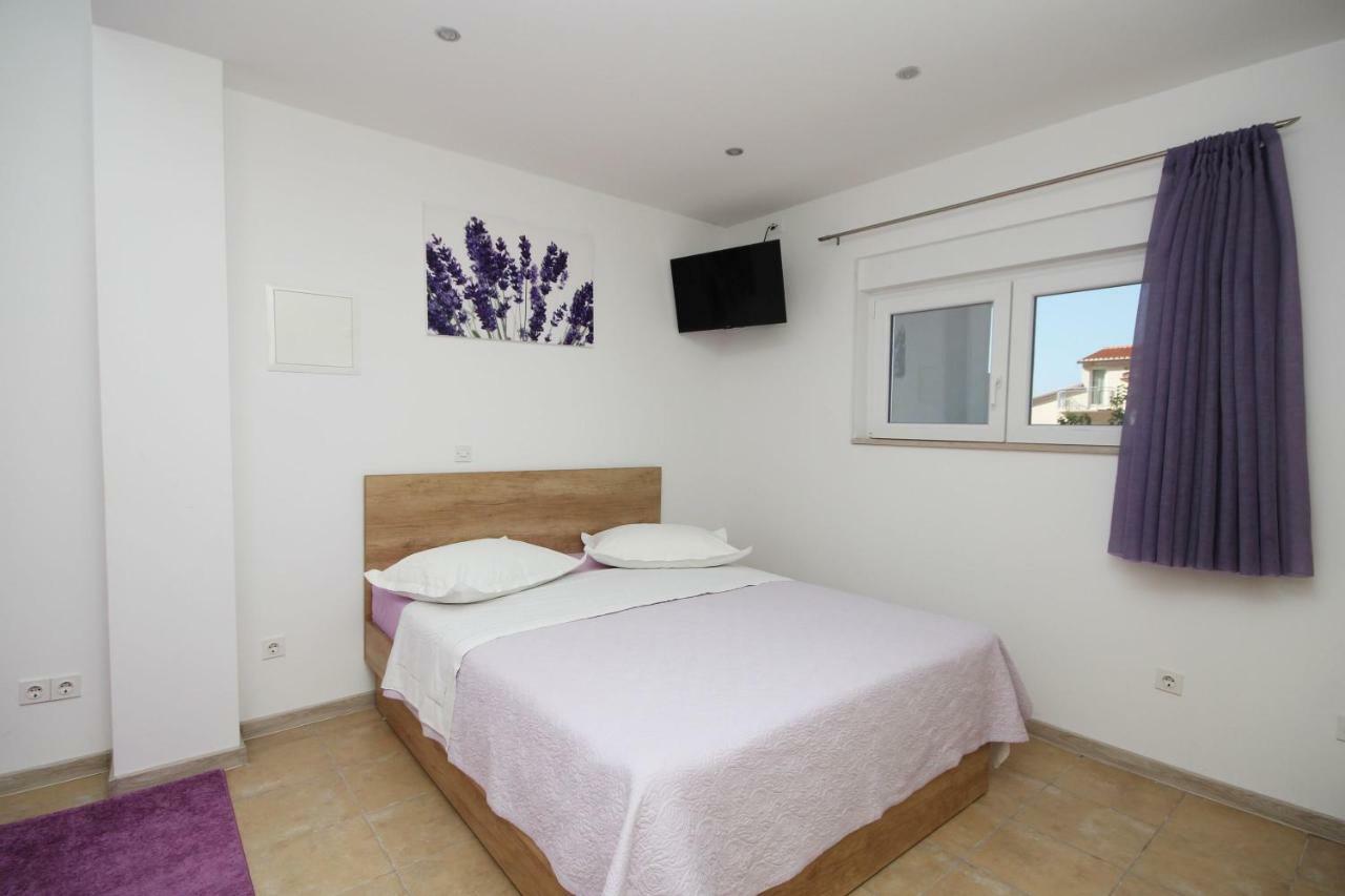 Apartmani Dalmacija Brela Exterior photo