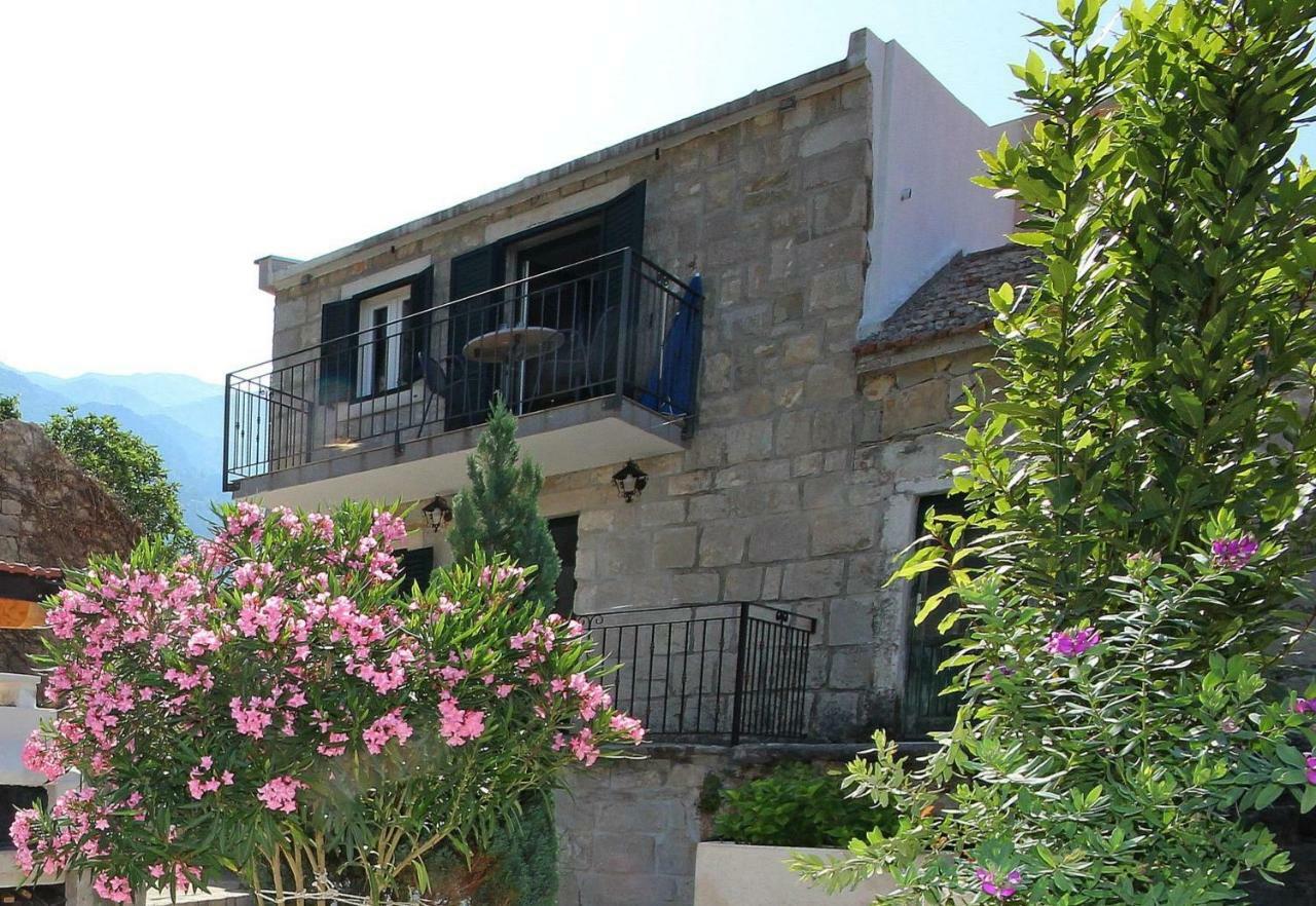 Apartmani Dalmacija Brela Exterior photo
